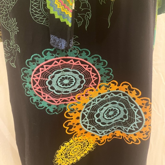 Desigual dress medium with appliqués EUC - Picture 7 of 12